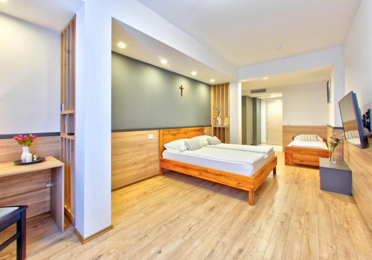 Hotel Dompes Mostar Eksteriør bilde